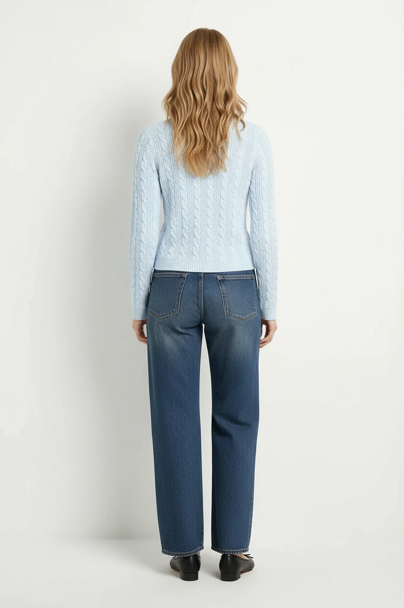 Cambridge Cableknit Cardi - Image 4