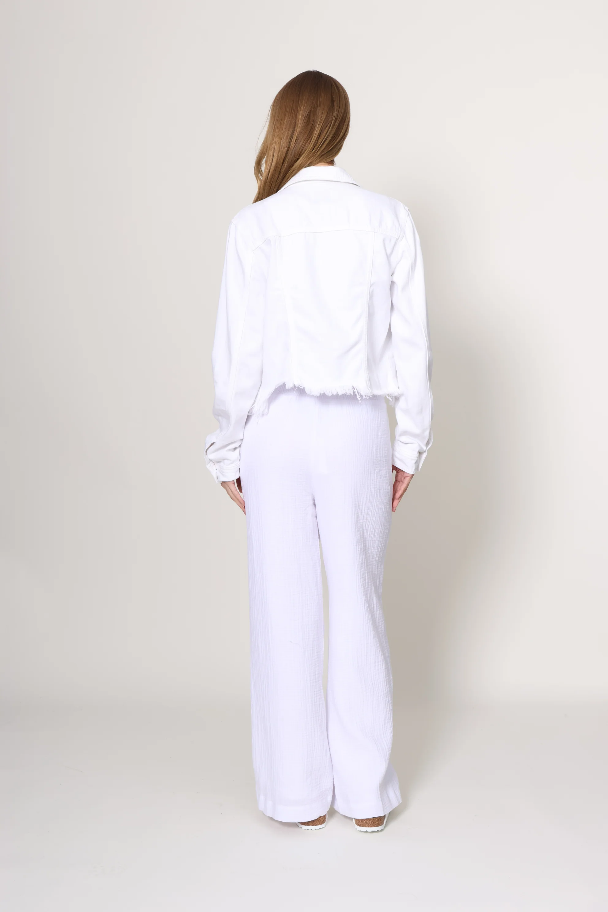 Cropped Fitted Jacket with Fray - Image 4