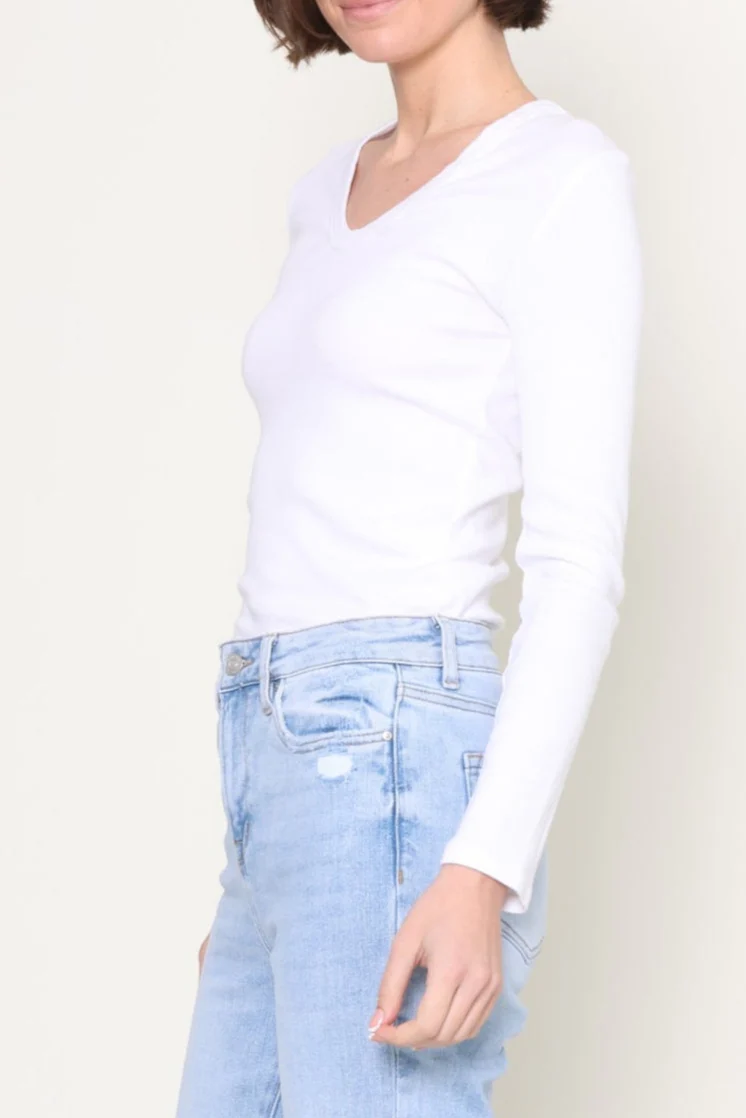 Kitt Blondie Long Sleeve V Neck - Image 5