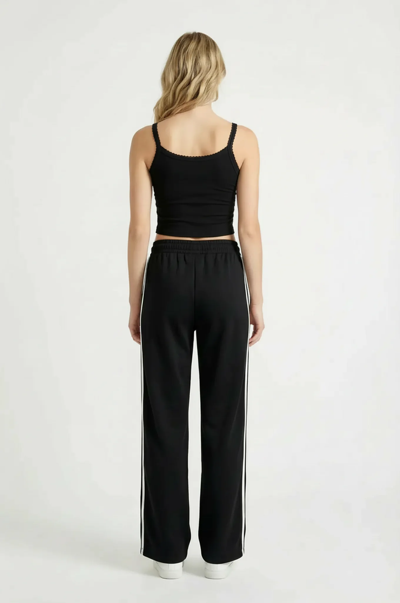 Lines Scalloped Edge Tank - Image 4