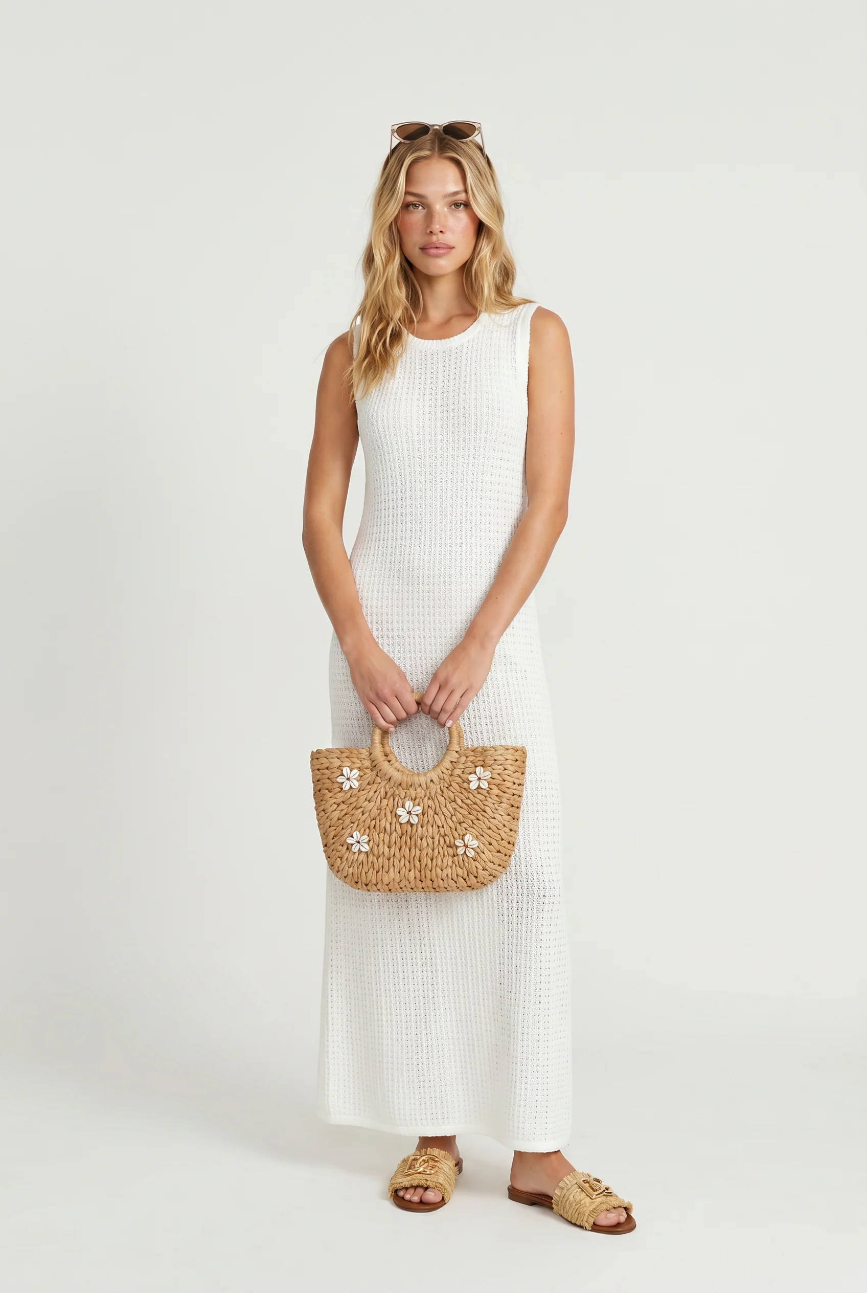 Raffia Bag With Beaded Floral - Image 2