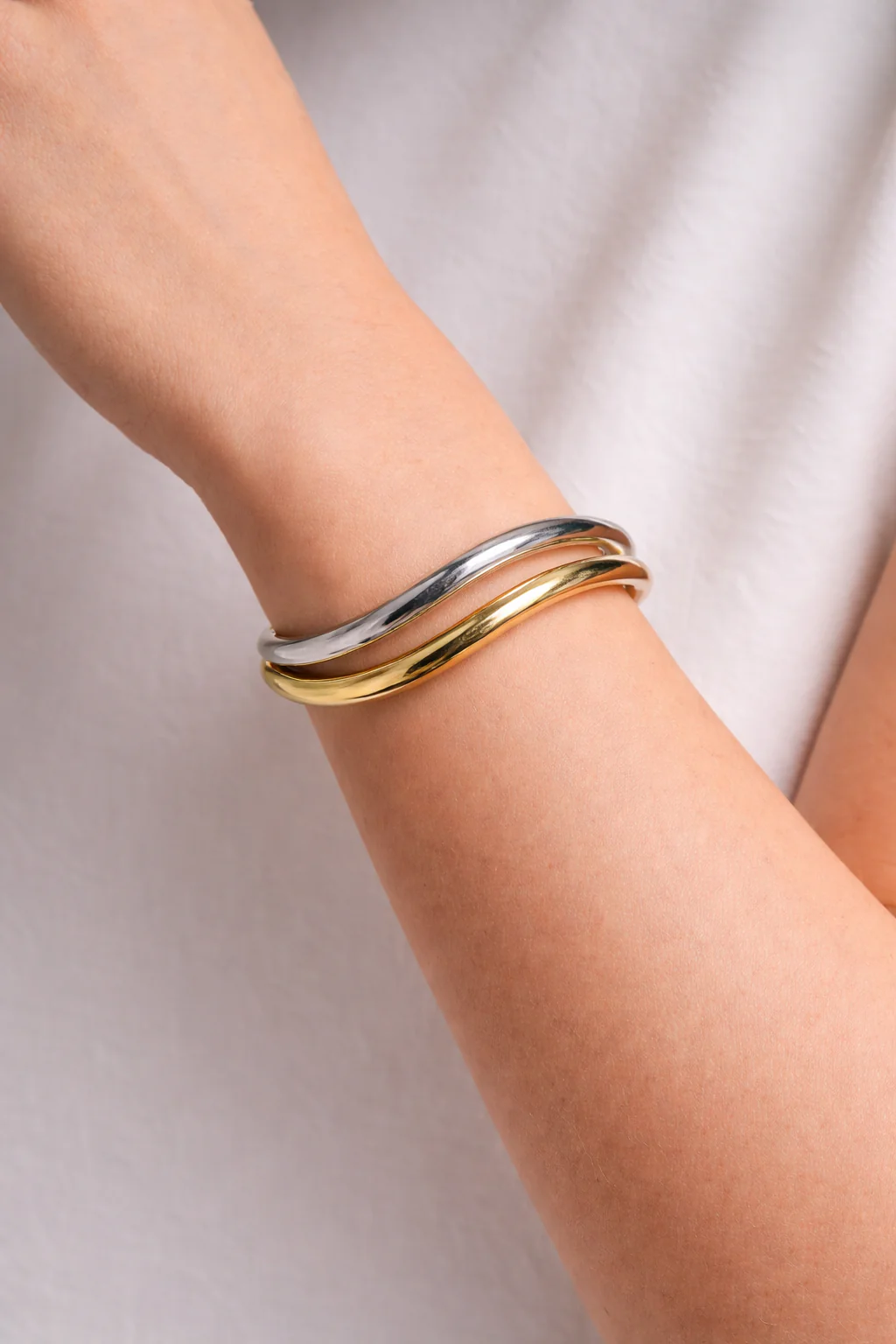 Rayne Mixed Metal Swirl Cuff